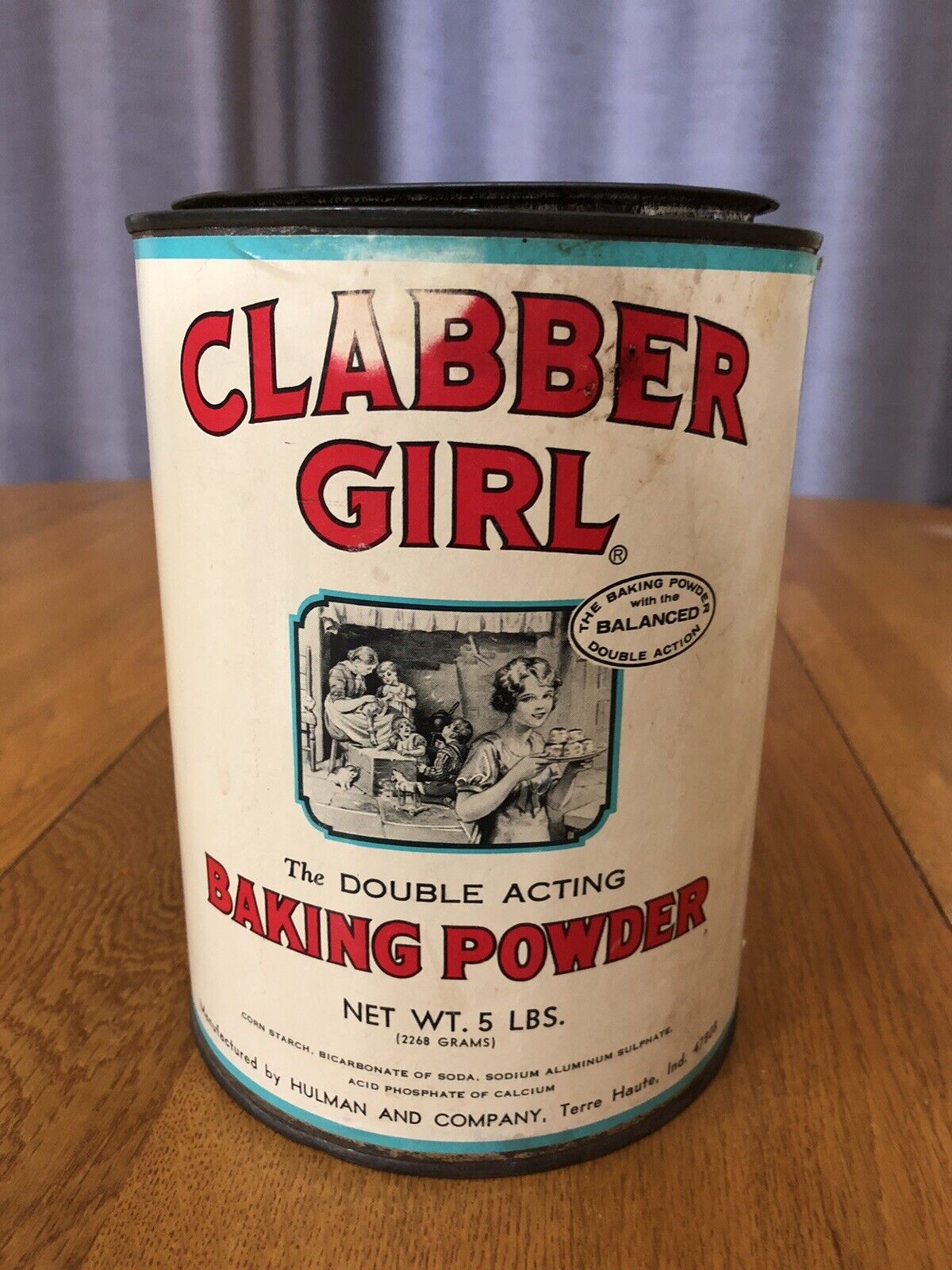 VINTAGE LARGE CLABBER GIRL BAKING POWDER 5 LBS ADVERTISING TIN