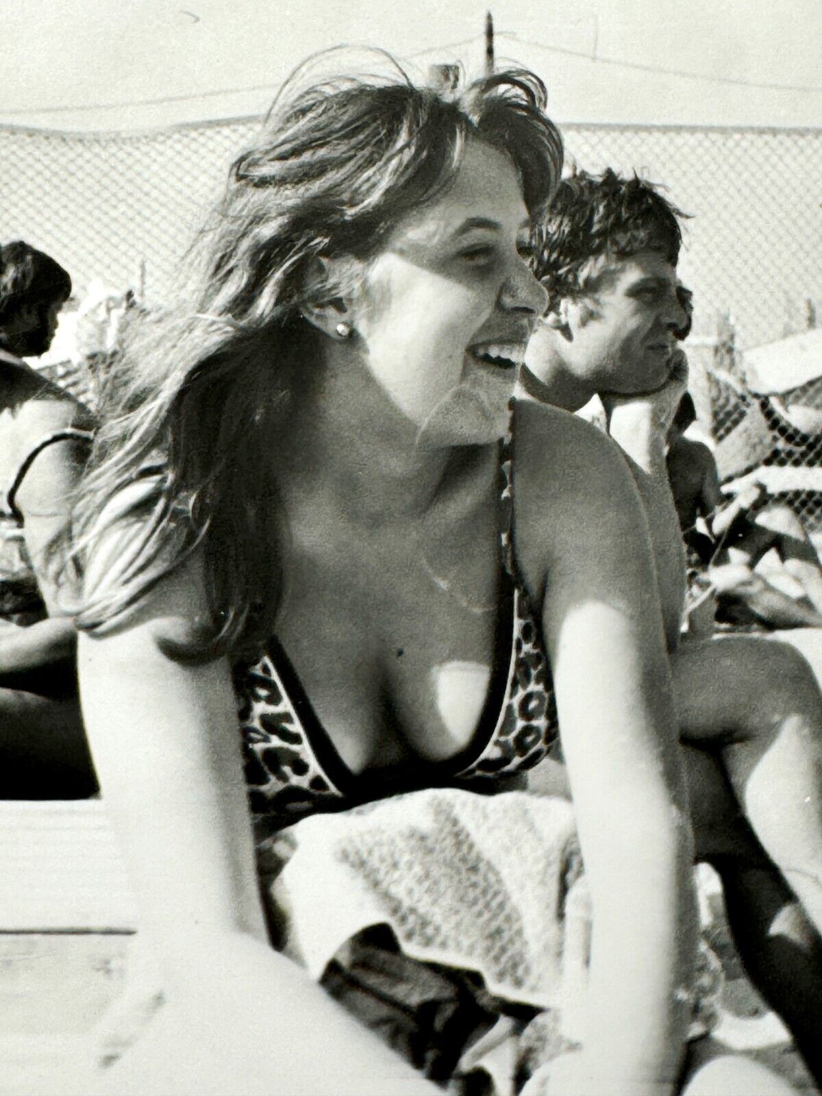 1980s Vintage Photo Pretty Slender Young Woman Bikini ORIGINAL Snapshot