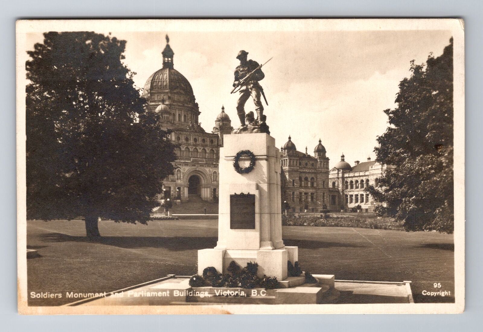 Victoria-British Columbia, Soldiers Monument, Parliament Bldg., Vintage Postcard