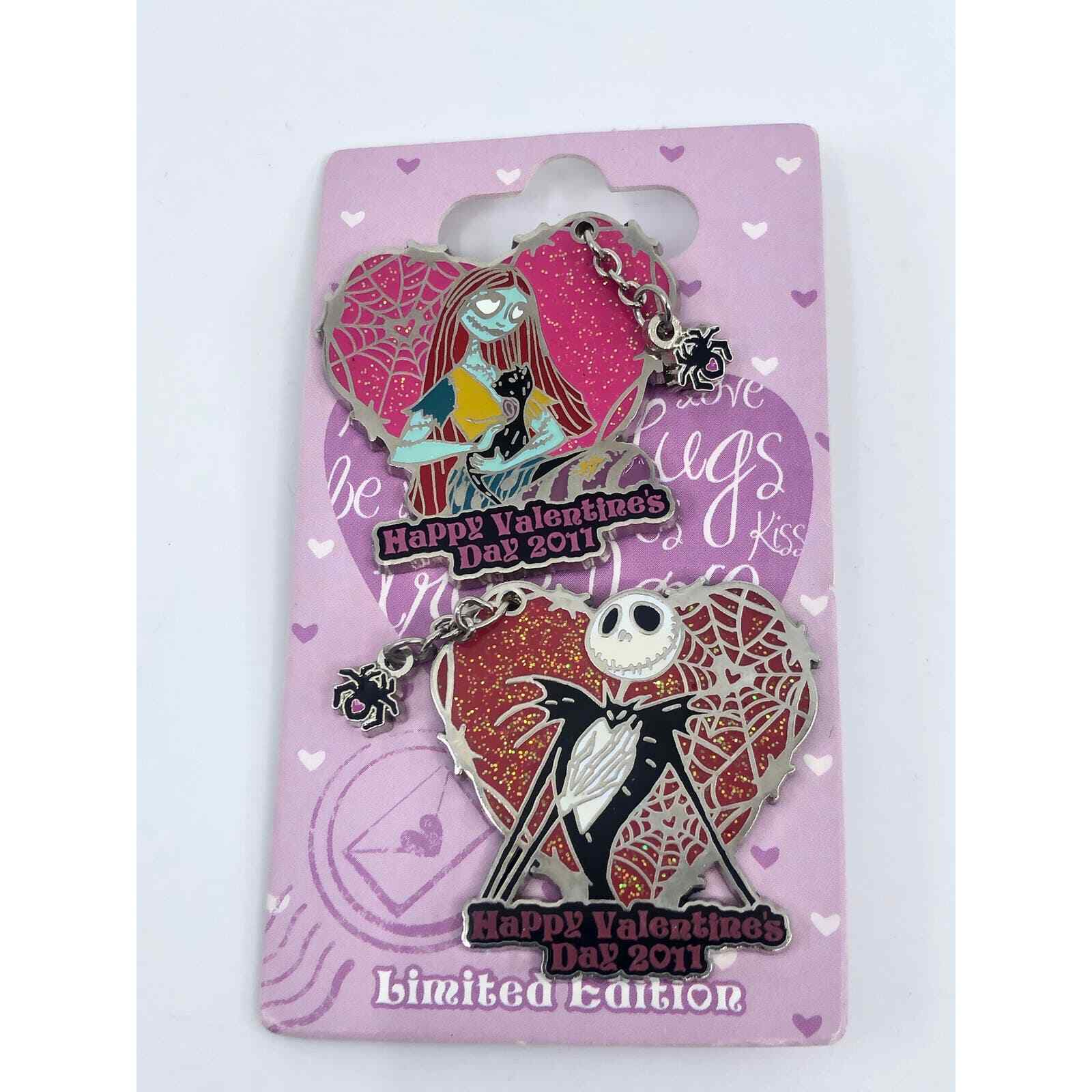 Disney 2011 Nightmare Before Christmas Valentines Dual Pin *NEW*