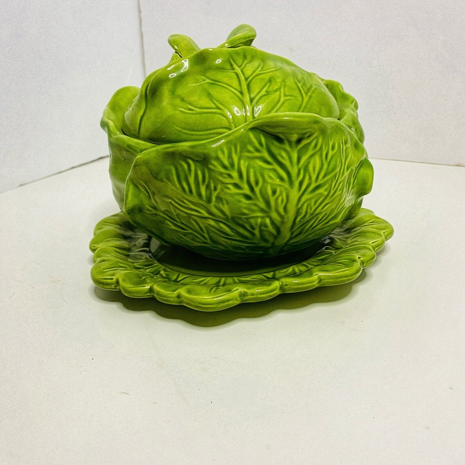 Vtg MCM Holland Mold Lidded Ceramic Majolica Cabbage Lettuce Leaf Serving Dish