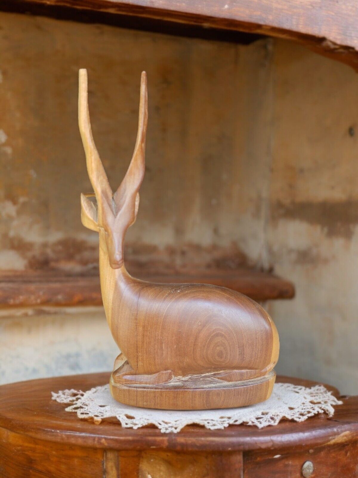 Outstanding Vintage Carved Wood Antelope Gazelle Deer Animal Statue