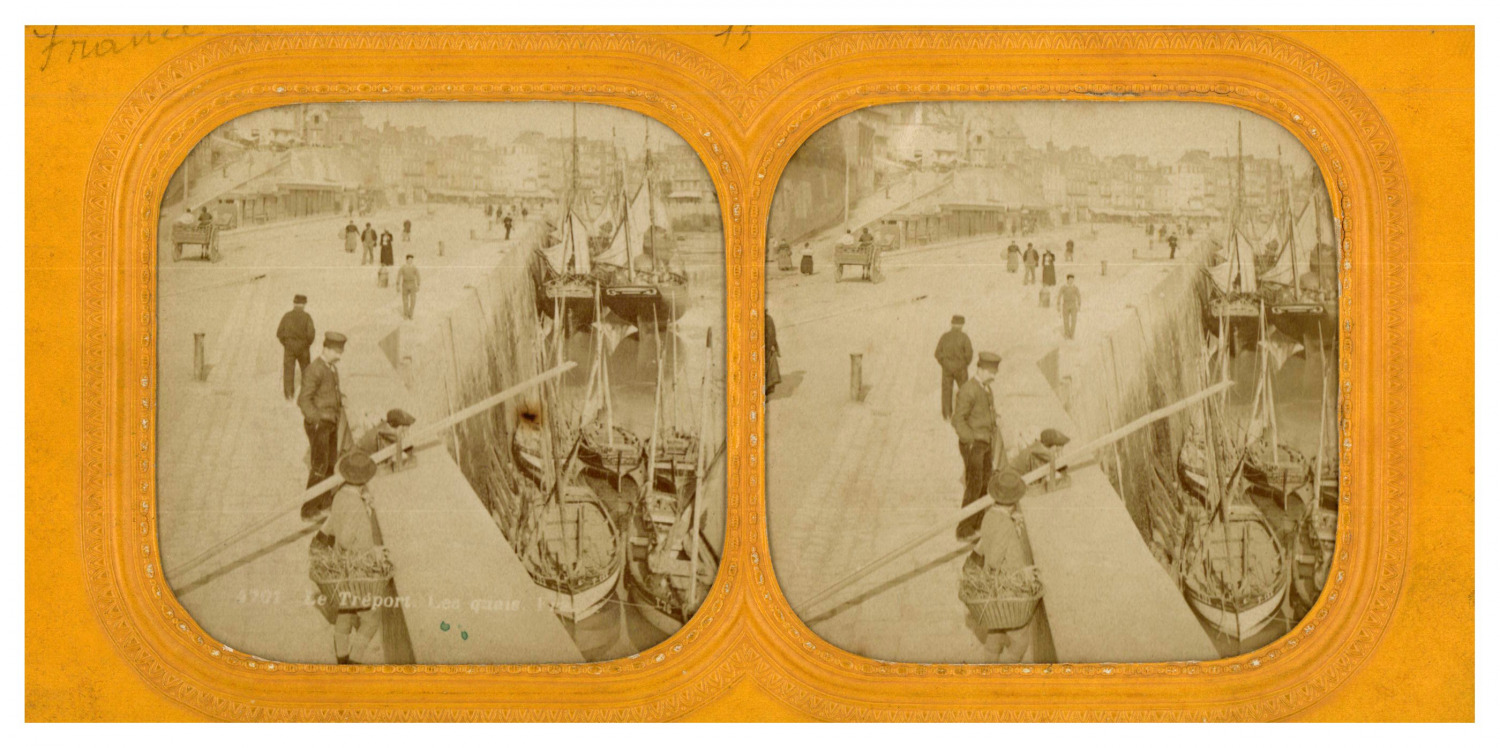 France, Le Tréport, les Quais, ca.1860, stereo day/night (French tissue) print 