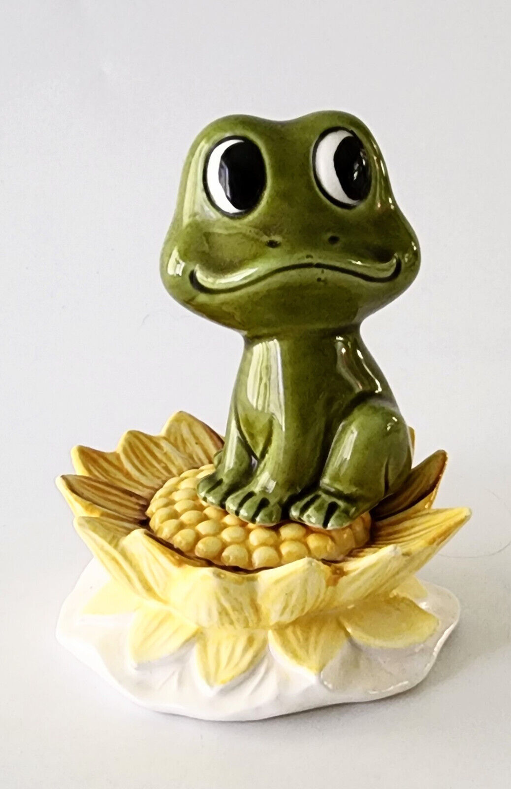 Vintage 70's Neil The Frog & Lily Pad Salt and Pepper Shakers Sears & Roebuck