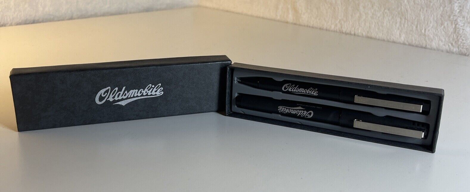 Vintage Oldsmobile Logo Advertising Uni-ball Pen And Pencil Set In Original Box