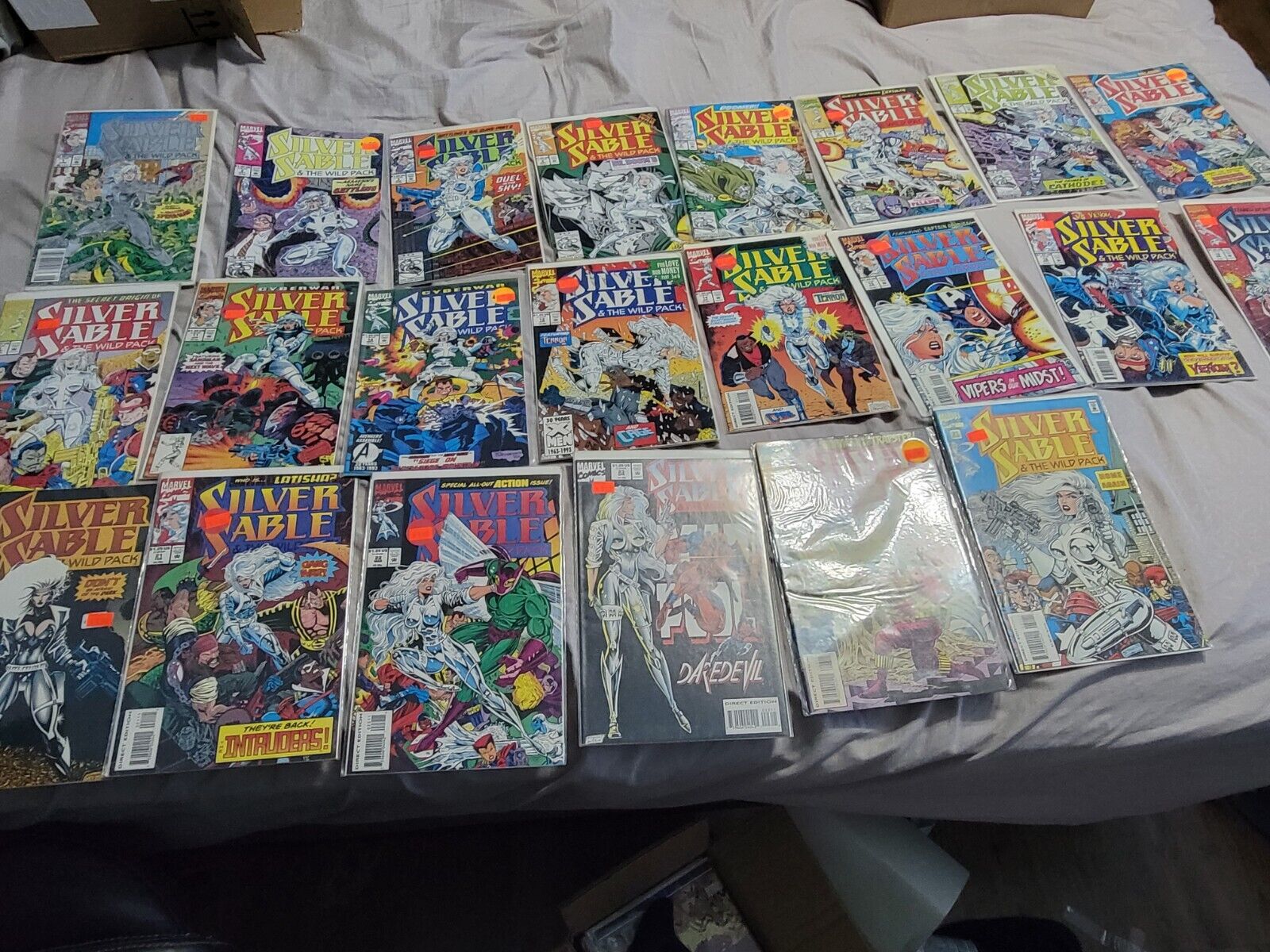 *Silver Sable and the Wild Pack Lot of 22 (June 1992, Marvel Comics) VF/F