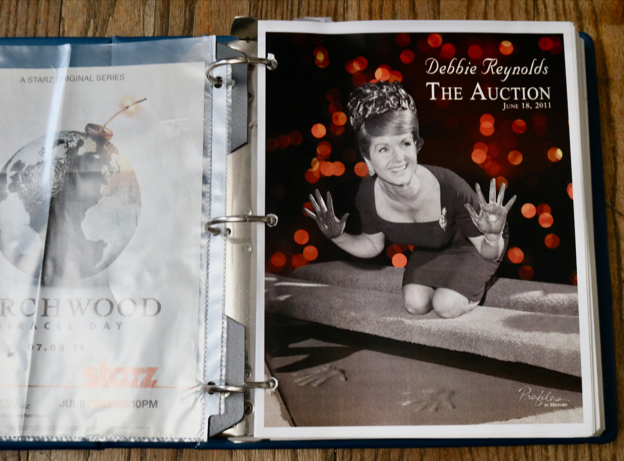 Debbie Reynolds 2011 binder auction catalogs