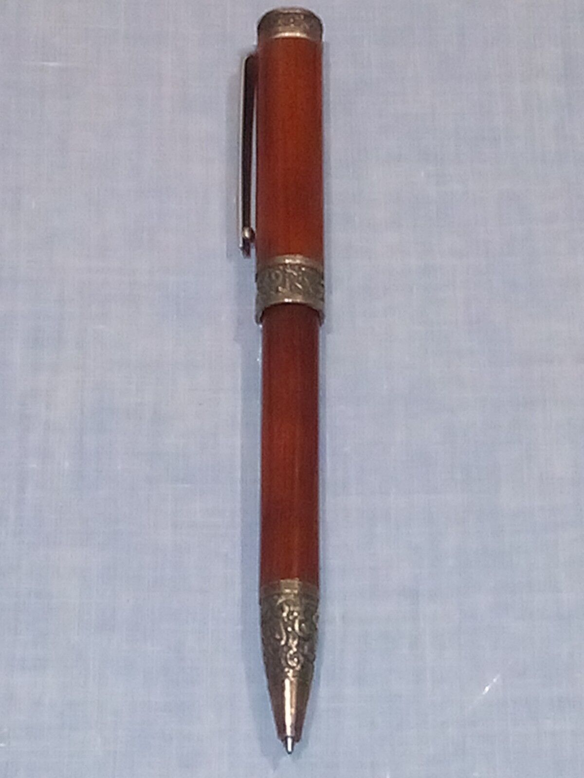Handmade  ball point comfort wood Twist pen Celtic Quality & Weighted