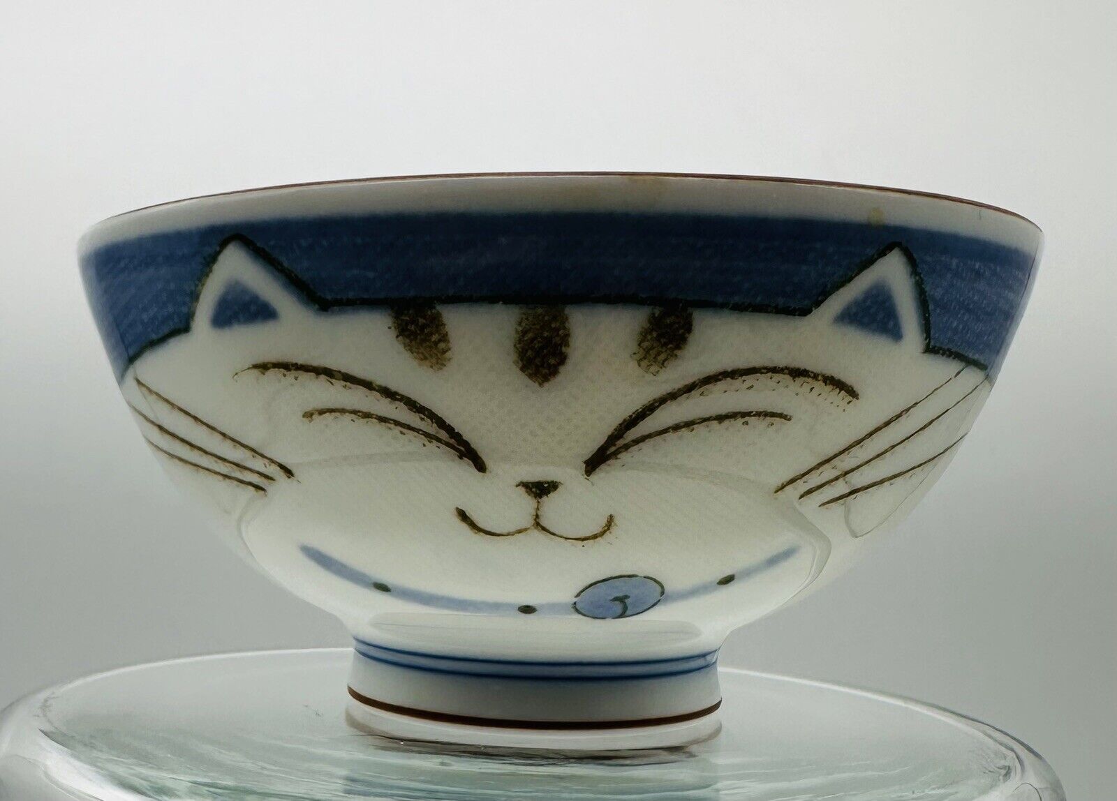 Happy Tabby Fat Cat Blue Ramen Soup Rice Footed Bowl Porcelain Queen Treat Dish.