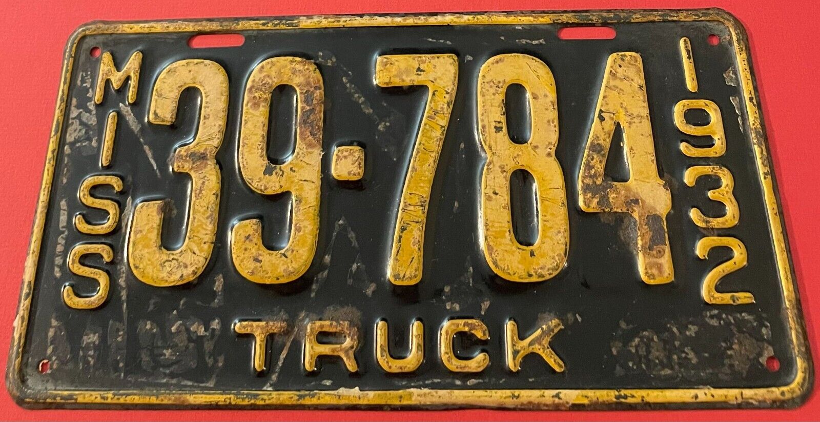 Vintage 1932 Mississippi Truck License Plate 39-784