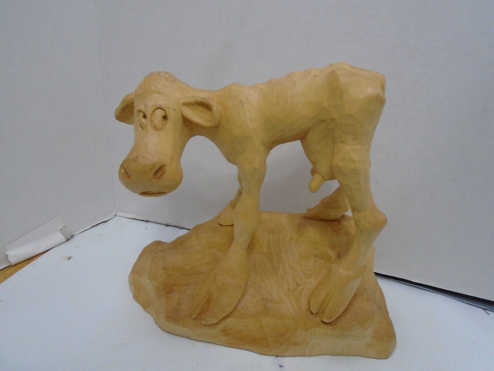 Vintage  hand carved wood Ozark cow 03/02 Gene Mallettes 