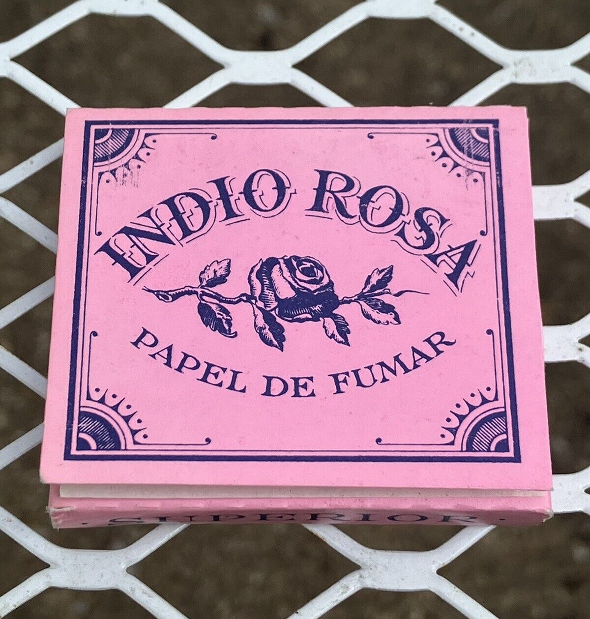 Indio Rosa Vintage Rolling Papers 