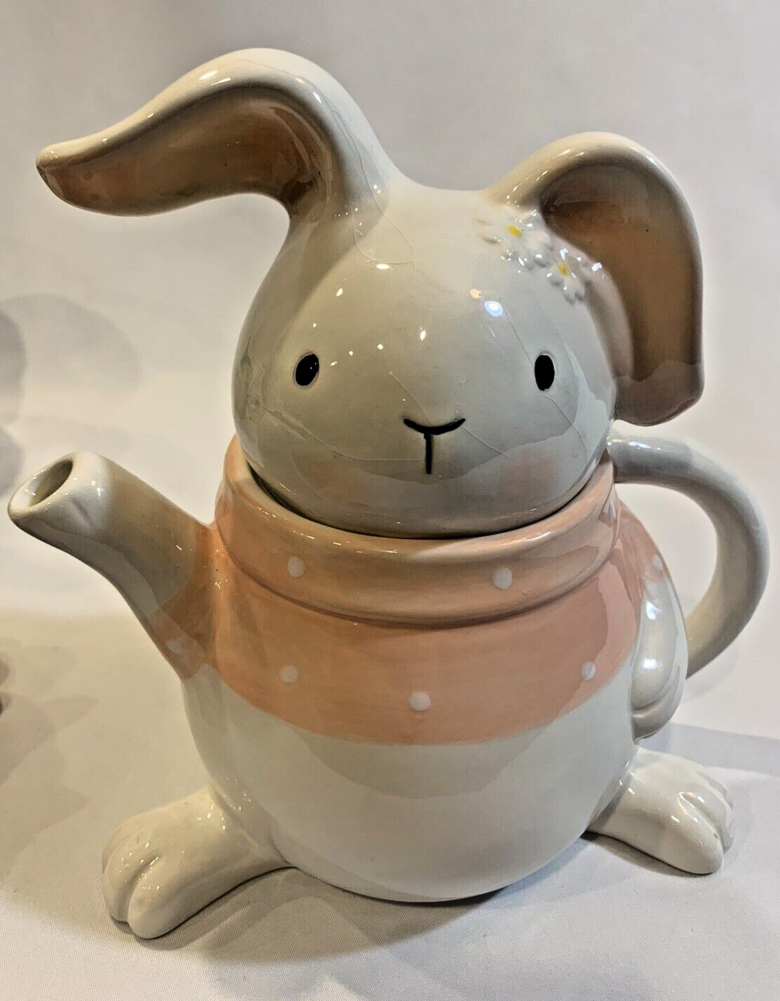 Whimsical Cupboard, 10 Strawberry Street, Pink Ceramic Bunny Rabbit Teapot