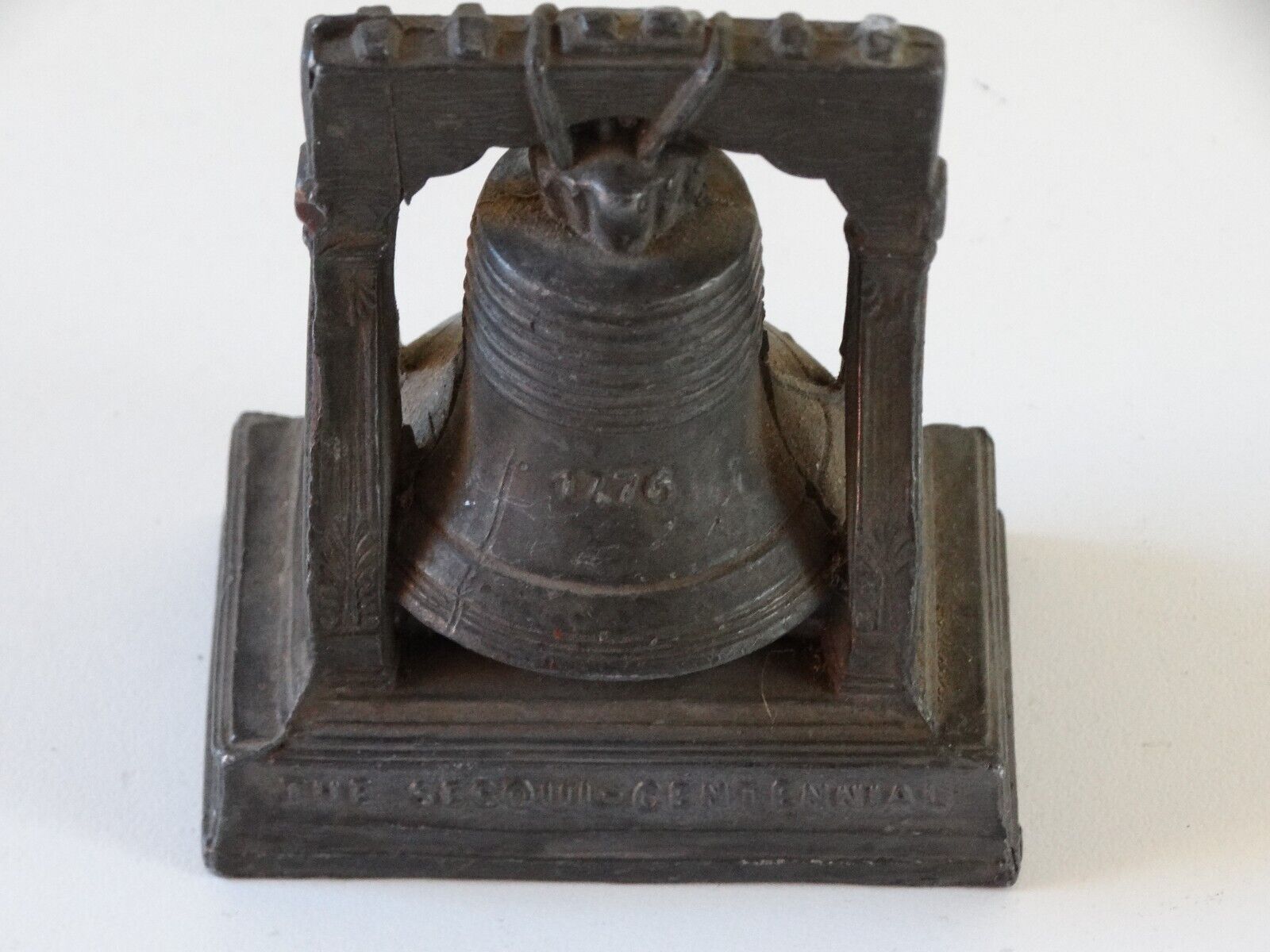 Liberty Bell 1926 Sesqui-Centennial Souvenir Cast 2.75x1.75x3