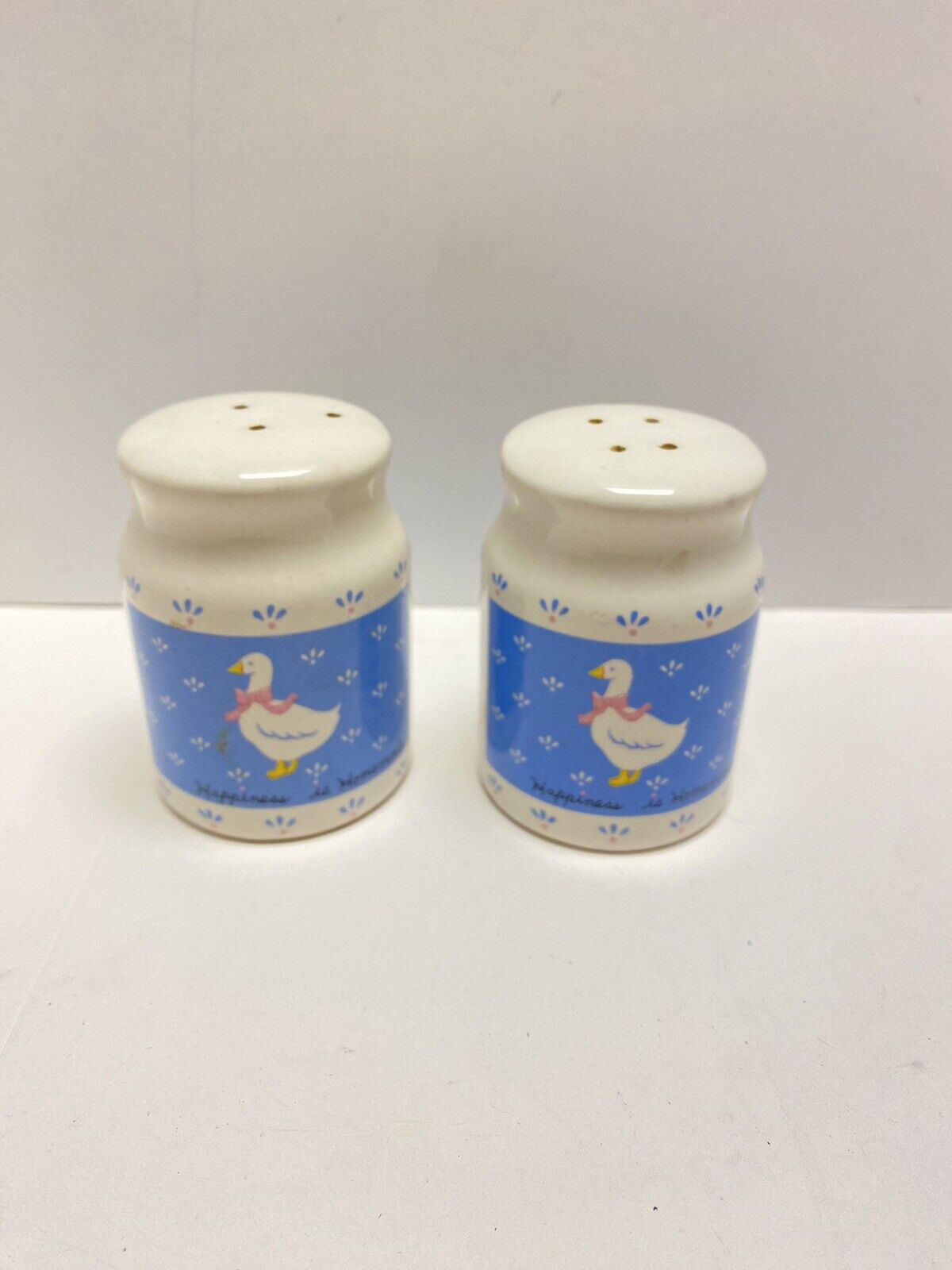 Vtg Duck Geese Happiness is Homemade Salt & Pepper Shakers Ceramic Farmhouse