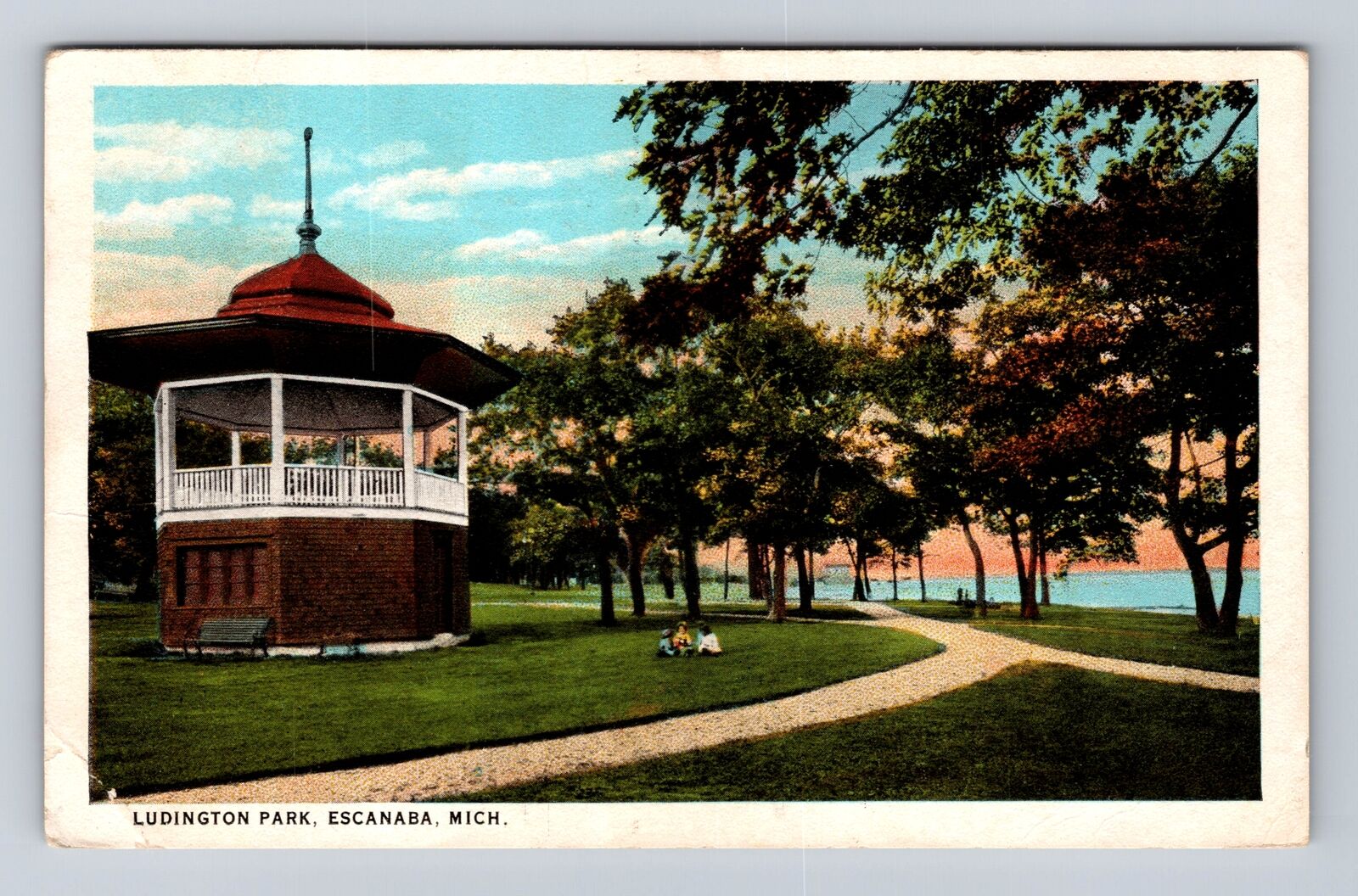 Escanaba MI- Michigan, Ludington Park, Antique, Vintage c1923 Souvenir Postcard