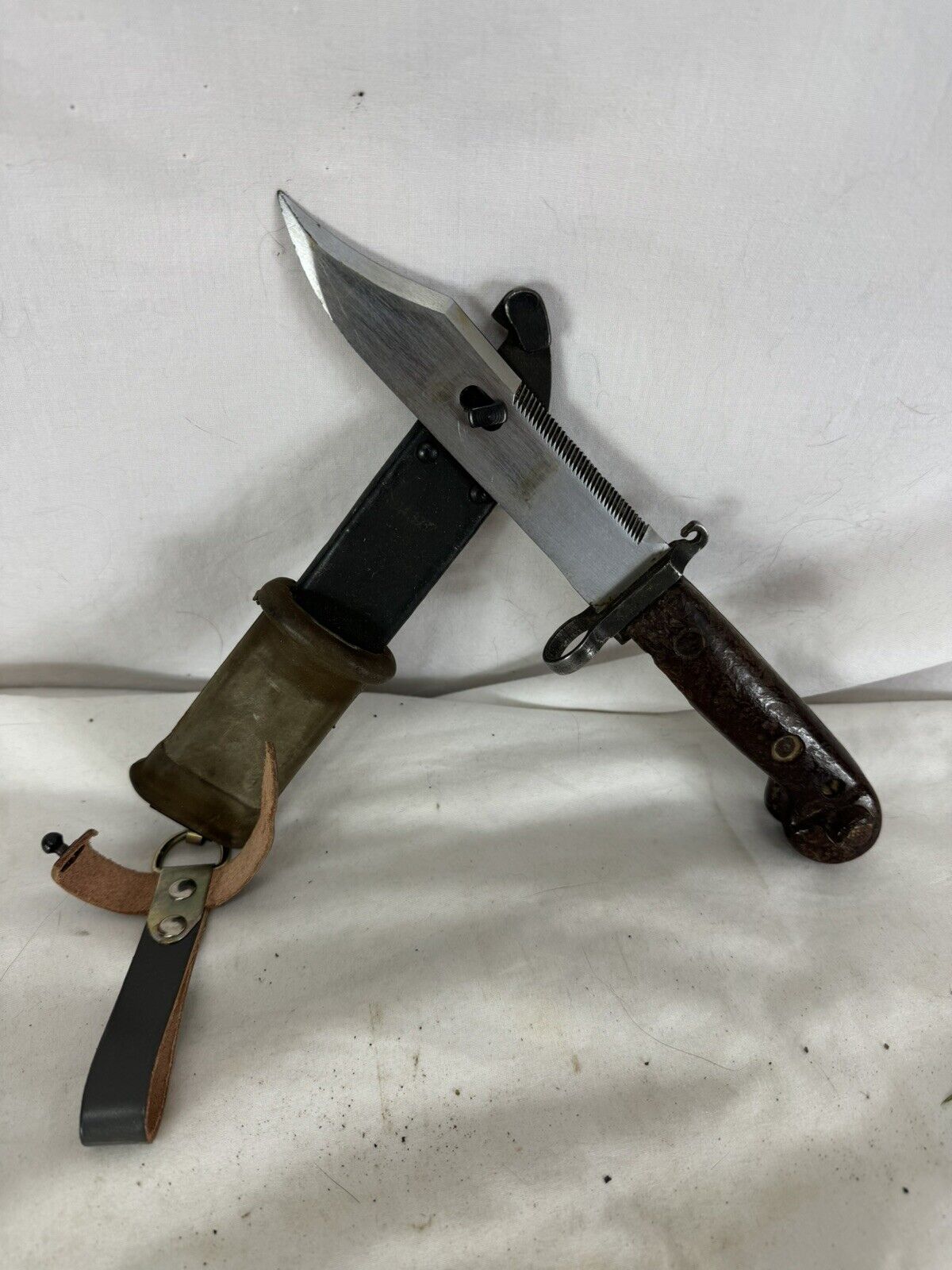 Vintage USSR Soviet Fighting Knife / Bayonet & Scabbard Complete
