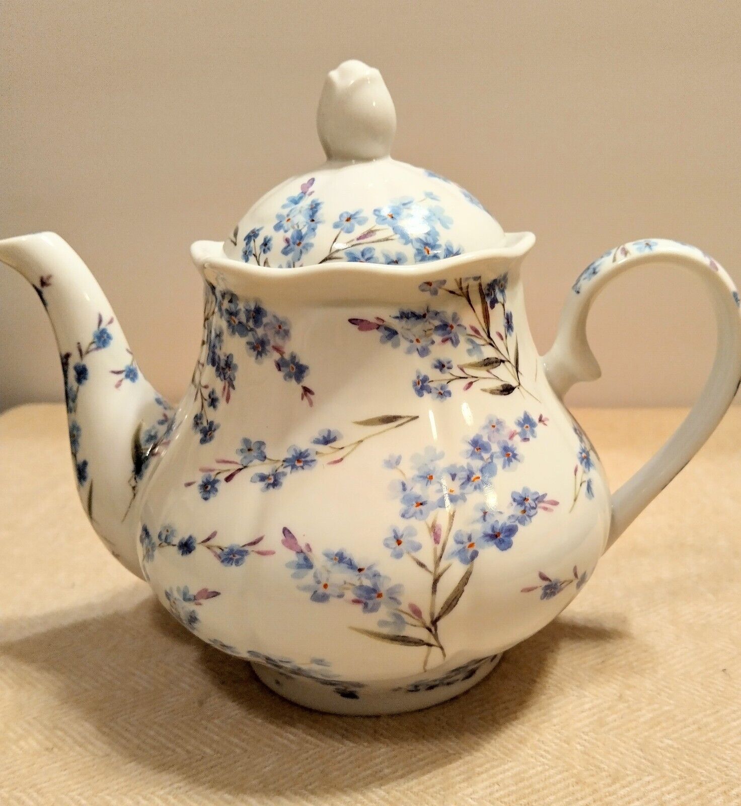 Kent Pottery Teapot Ashley Grace Collection Forget Me Not Blue Floral Design