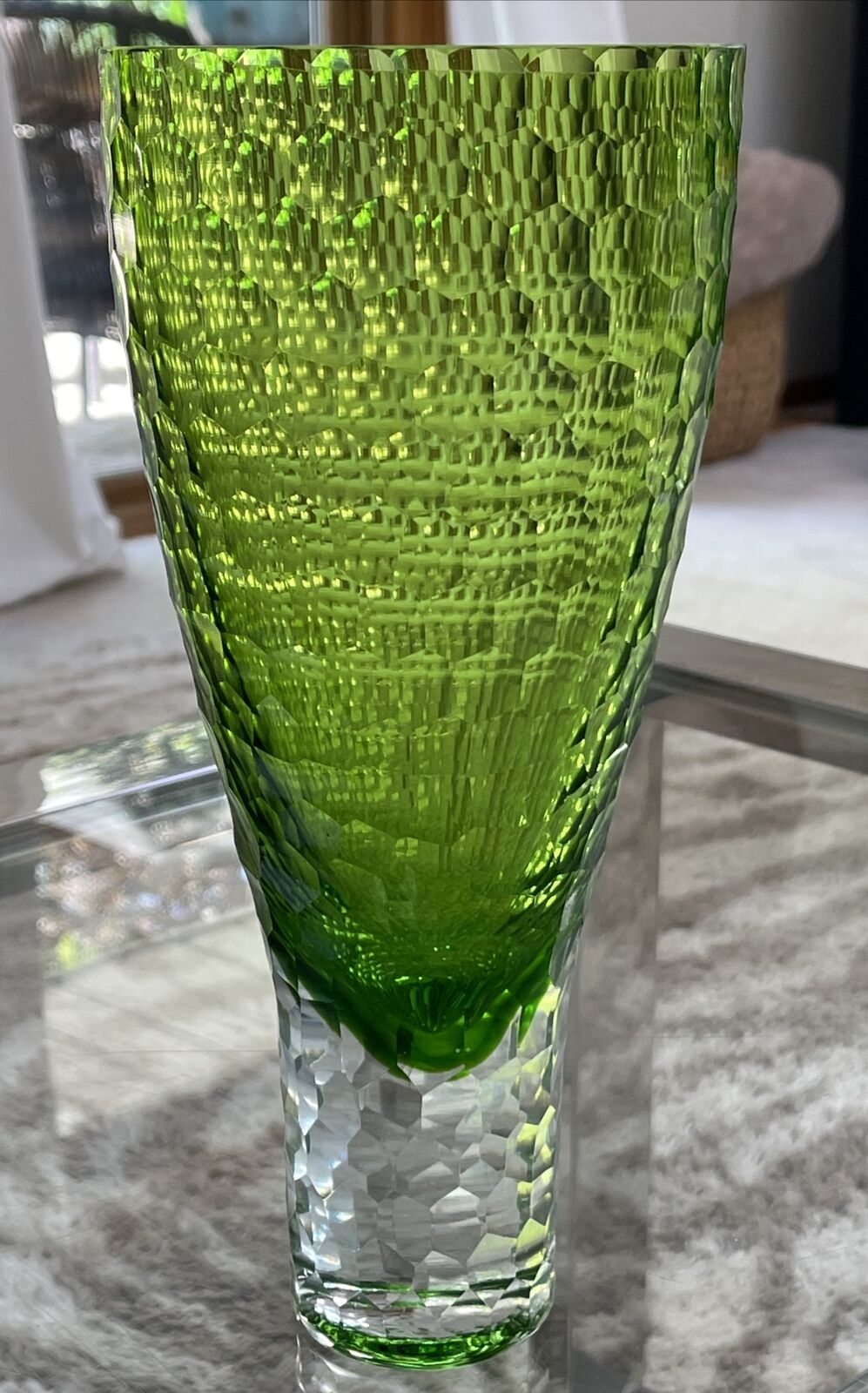 VTG DIAMOND CUT EMERALD GREEN & CLEAR CRYSTAL FACETED ART GLASS VASE 10.5” FAB