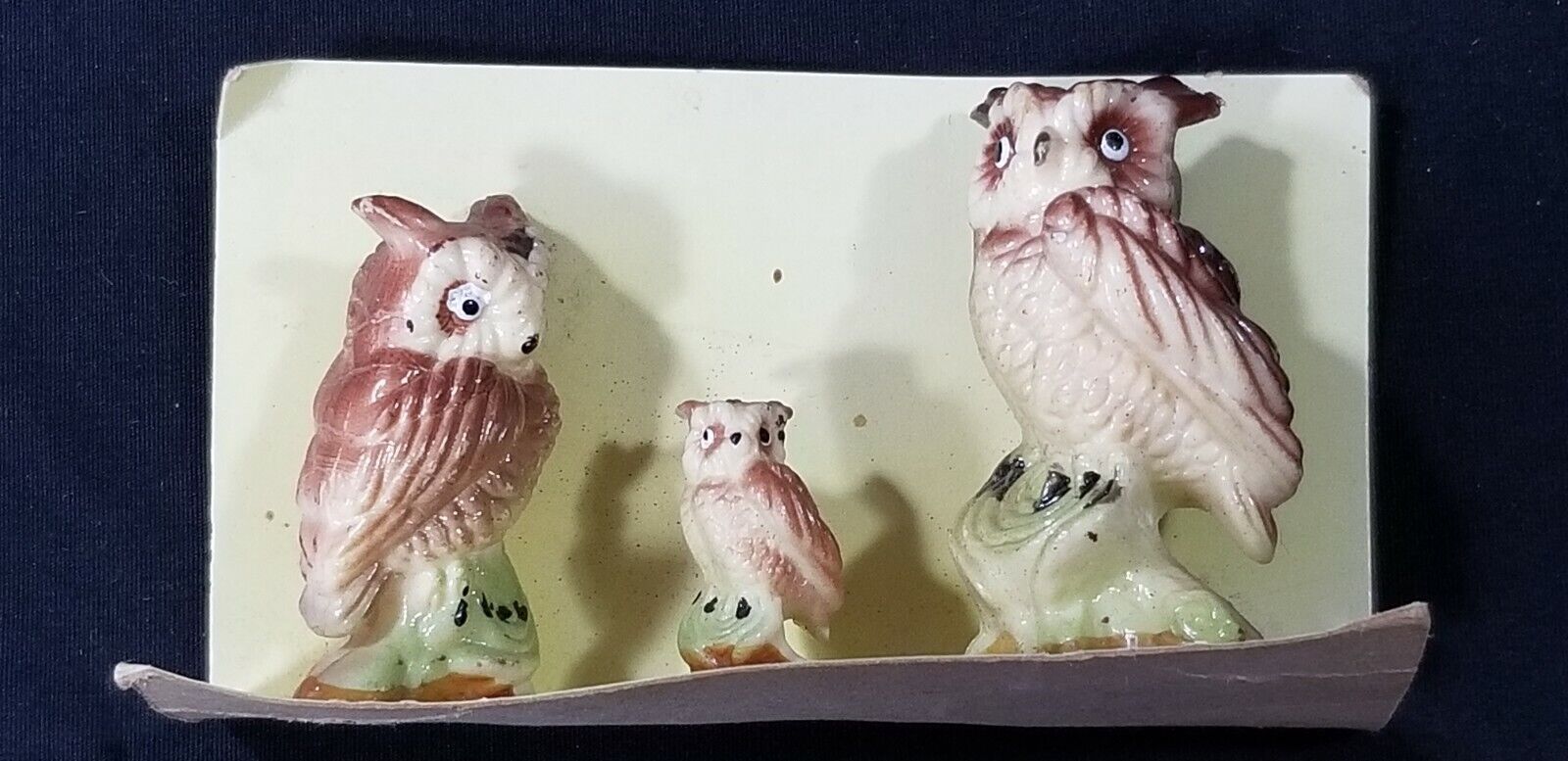 Antique PORCELAIN OWL MINIATURES ON CARD Tiny Figurines HAND PAINTED E8