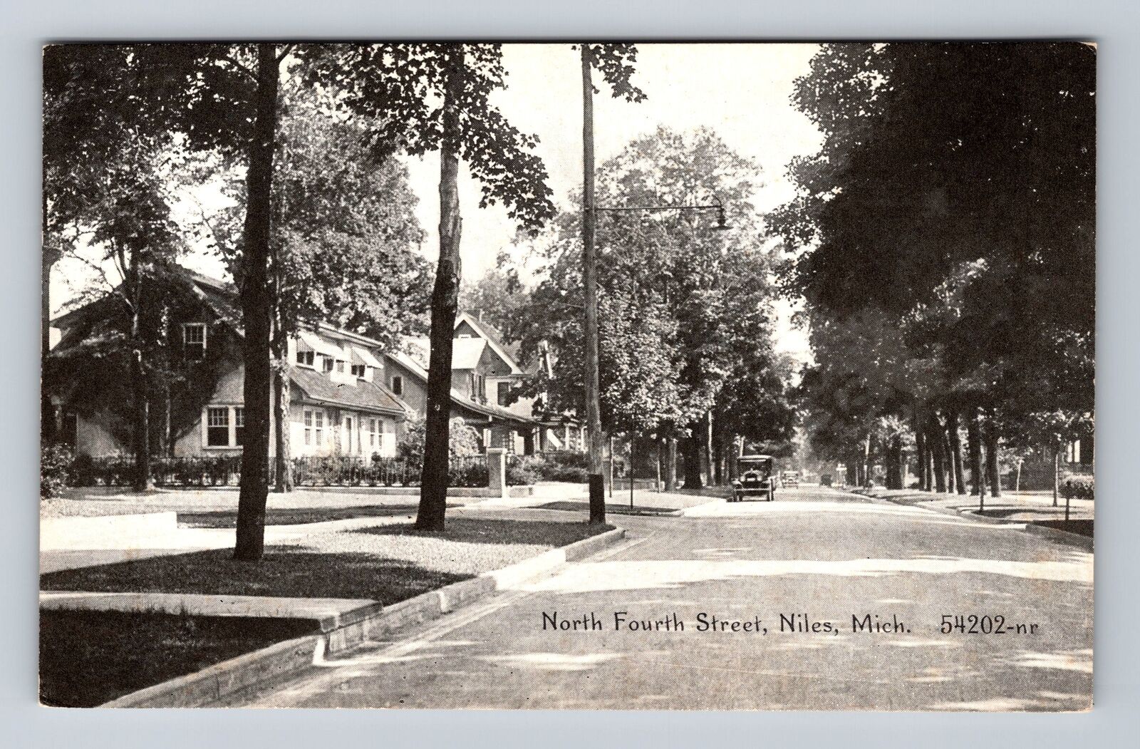 Niles MI-Michigan, Residences On North Fourth Street, Vintage Postcard