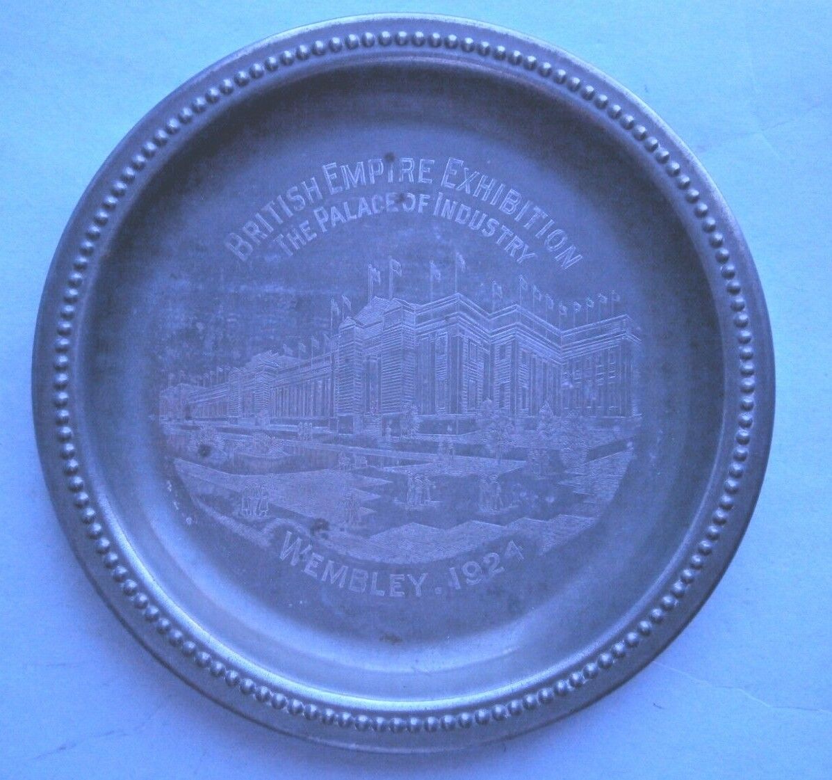 WEMBLEY 1924, BRITISH EMPIRE EXHIBITION - THE PALACE OF INDUSTRY Souvenir Plate,