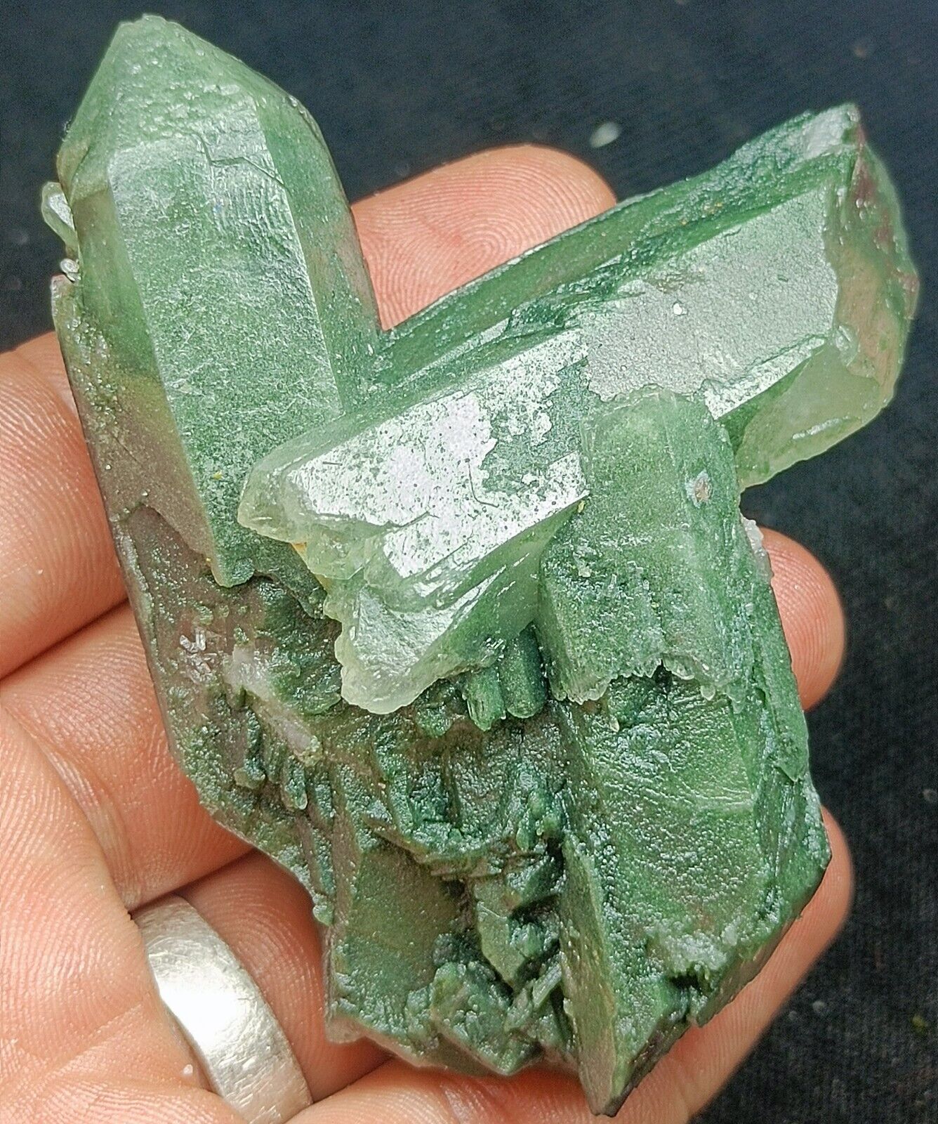 141g Chlorite Included Quartz Crystal With Nice Formation From Baluchistan Pak