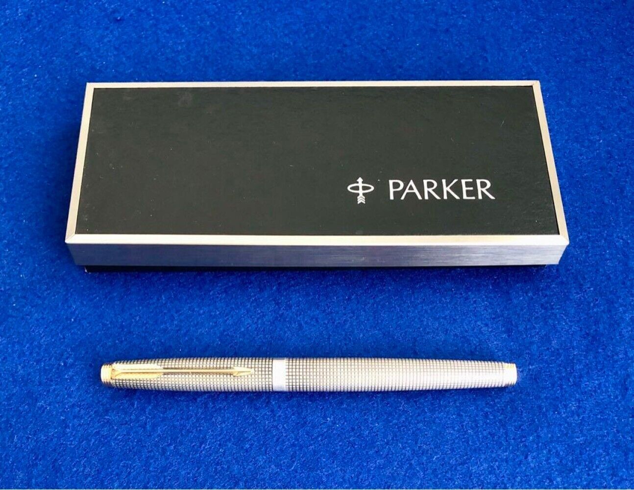 Parker 75 Sterling Silver Color Fountain Pen 14K Limited Edition