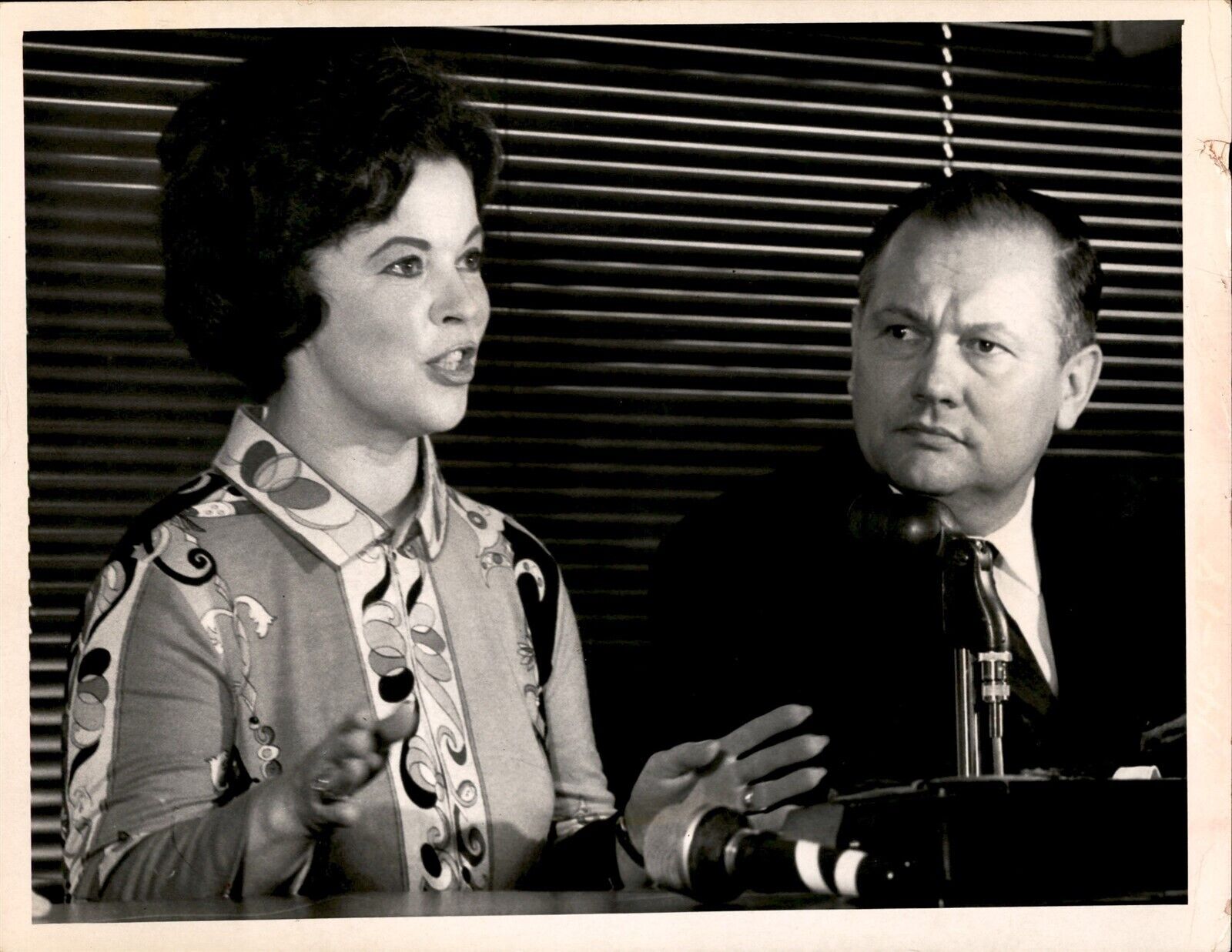 LG58 1968 Orig Ricardo Ferro Photo SHIRLEY TEMPLE BLACK Speaks Press Conference