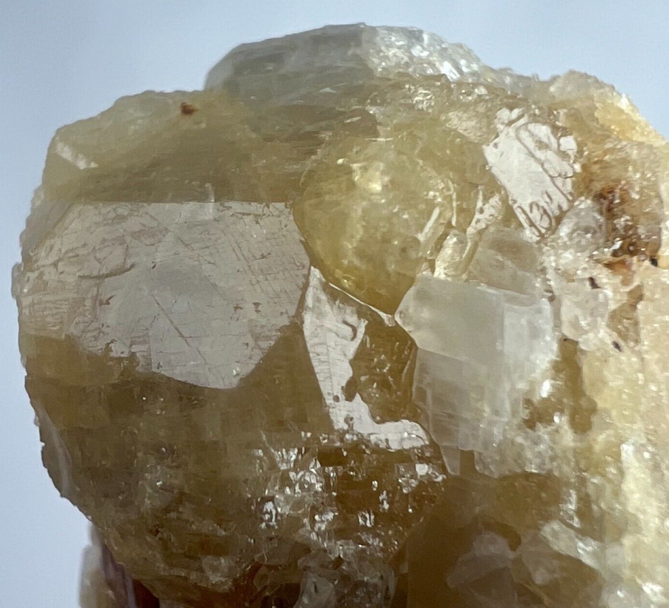 115 Gram Well Terminated Fluorescent Hackmanite Crystals @Badakhshan