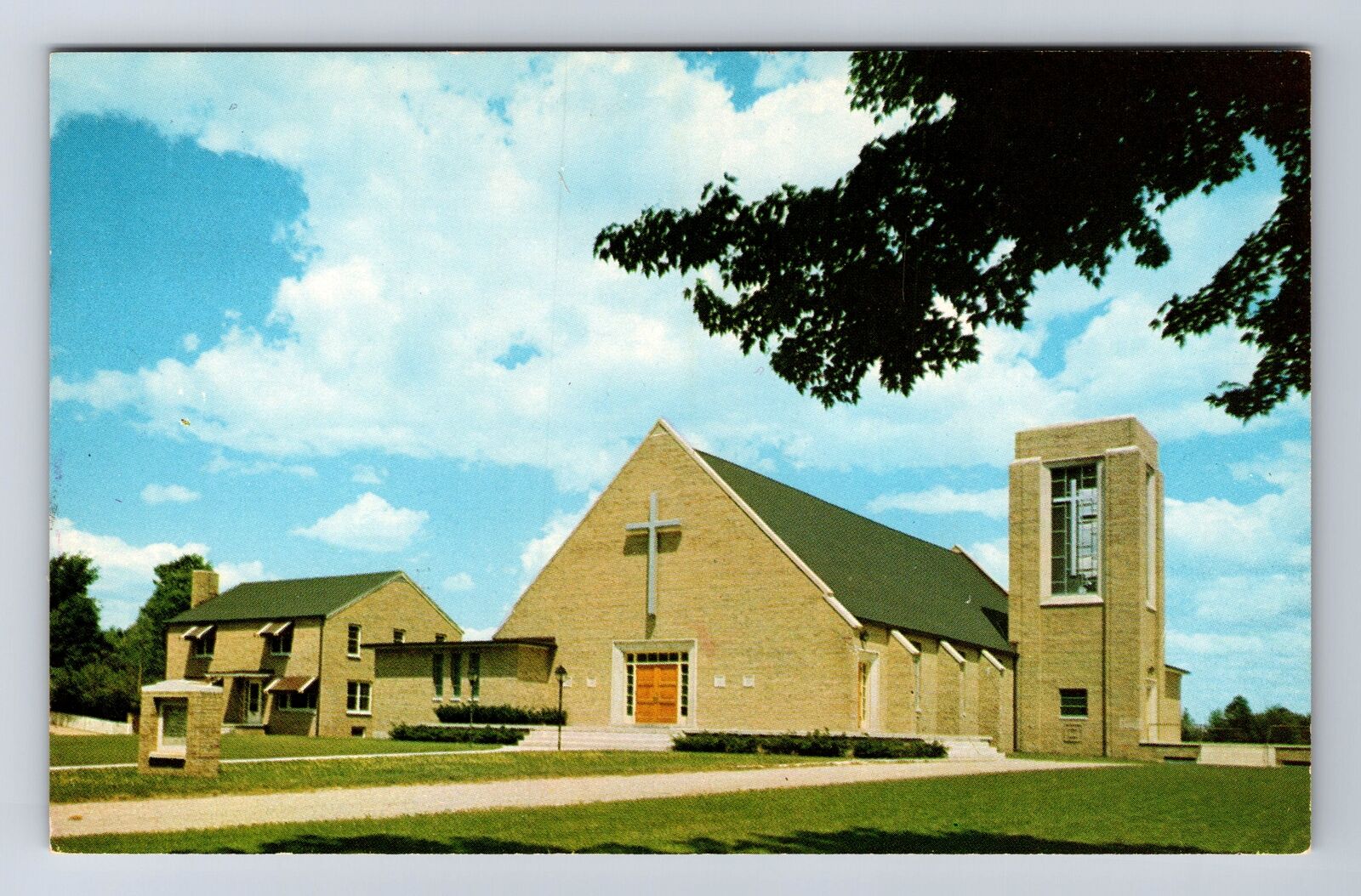 Sturgis MI-Michigan, Trinity Lutheran Church, South Lakeview, Vintage Postcard