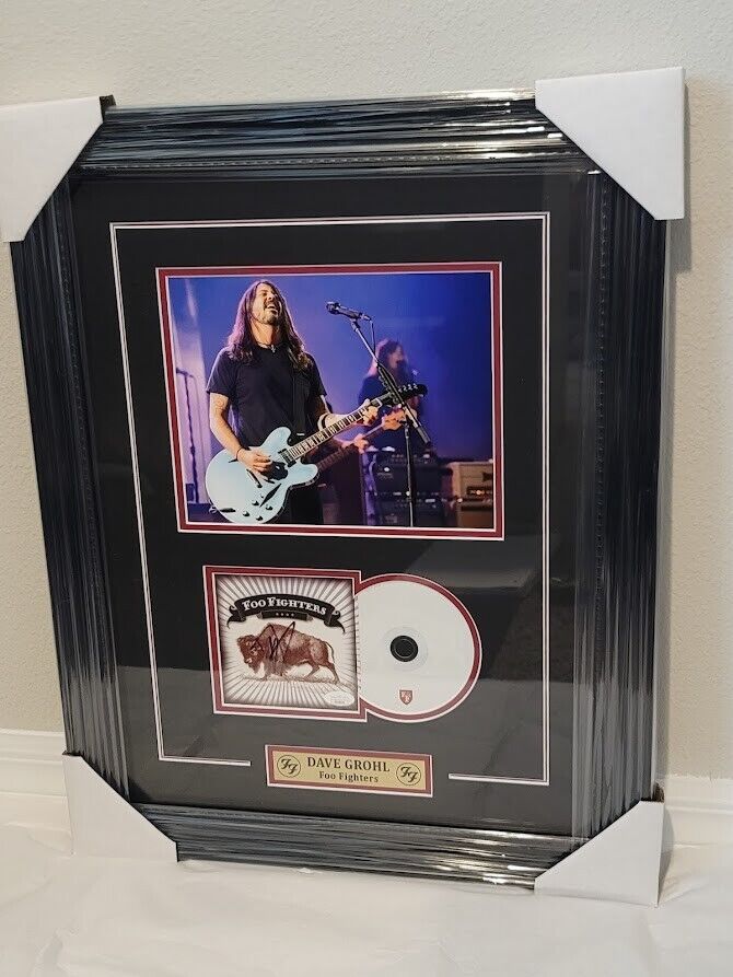 Dave Grohl  Foo Fighters Signed Autographed  CD  Custom Framed JSA