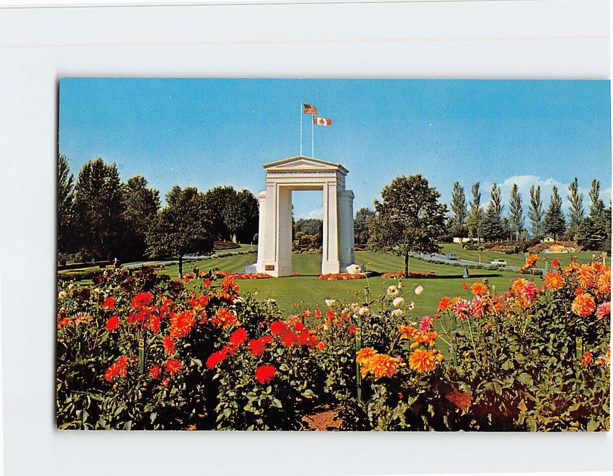 Postcard International Peace Arch US-Canada Border North America