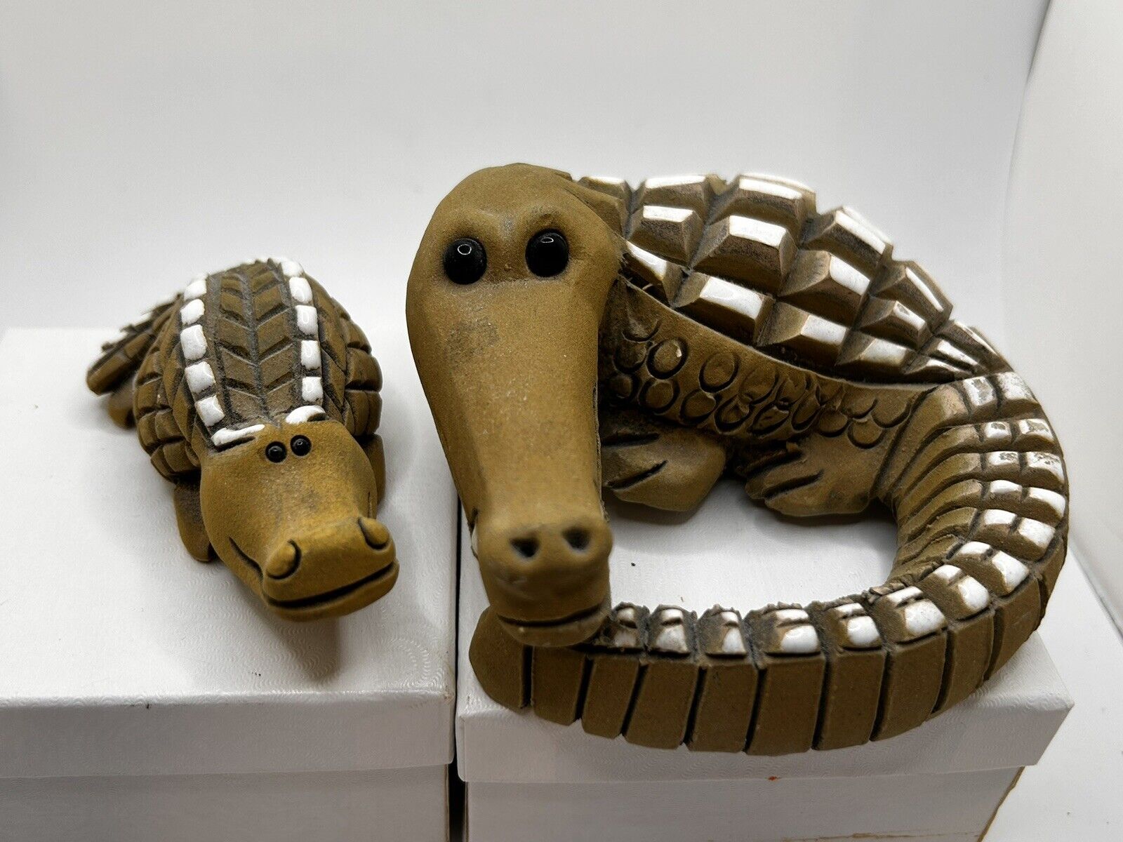 2 Artesania Rinconada Alligator Crocodile Figurines Retired Art Pottery Uruguay