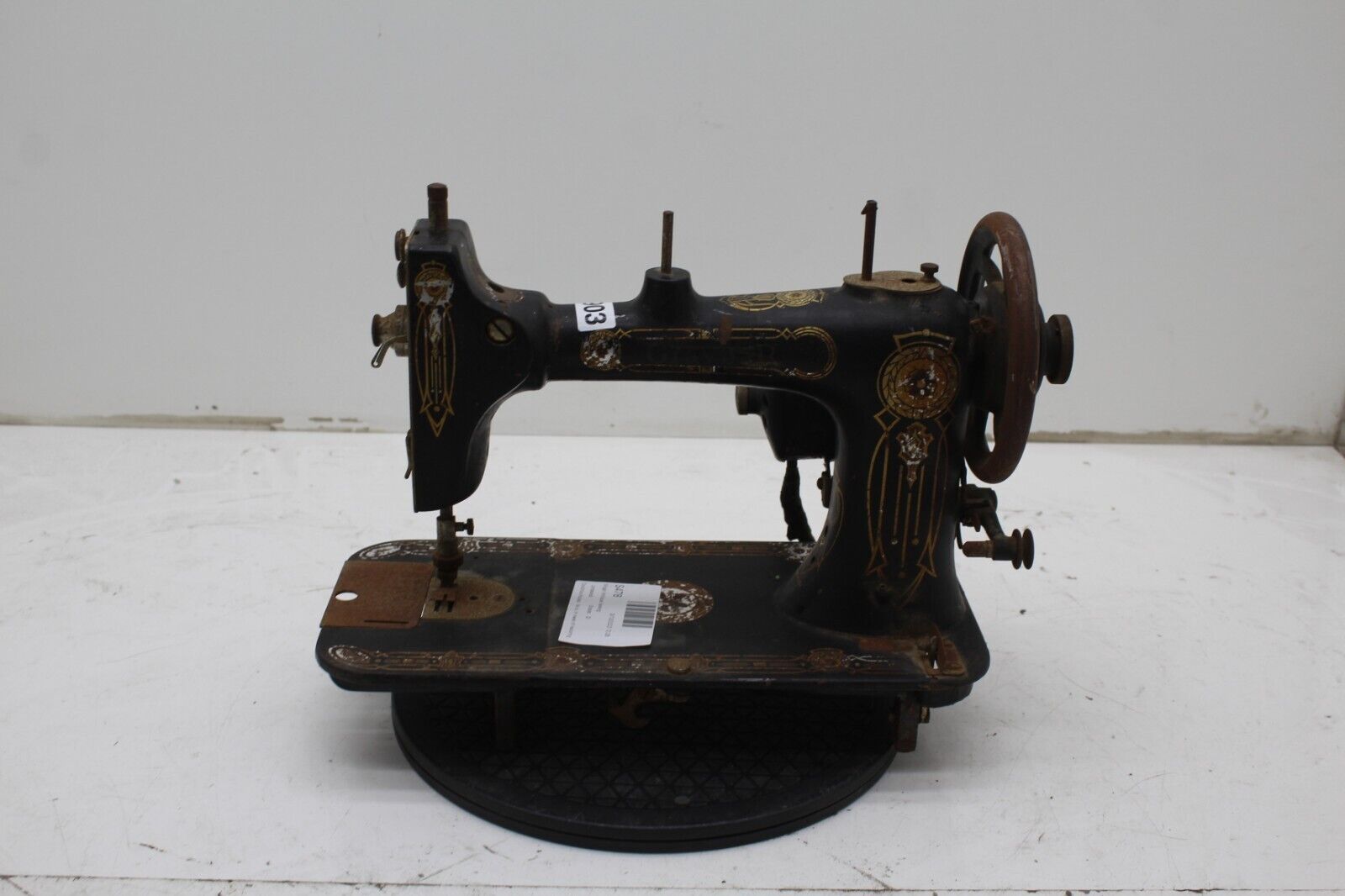 Antique Sewing Machine Model: 3B41233 - Untested For Parts