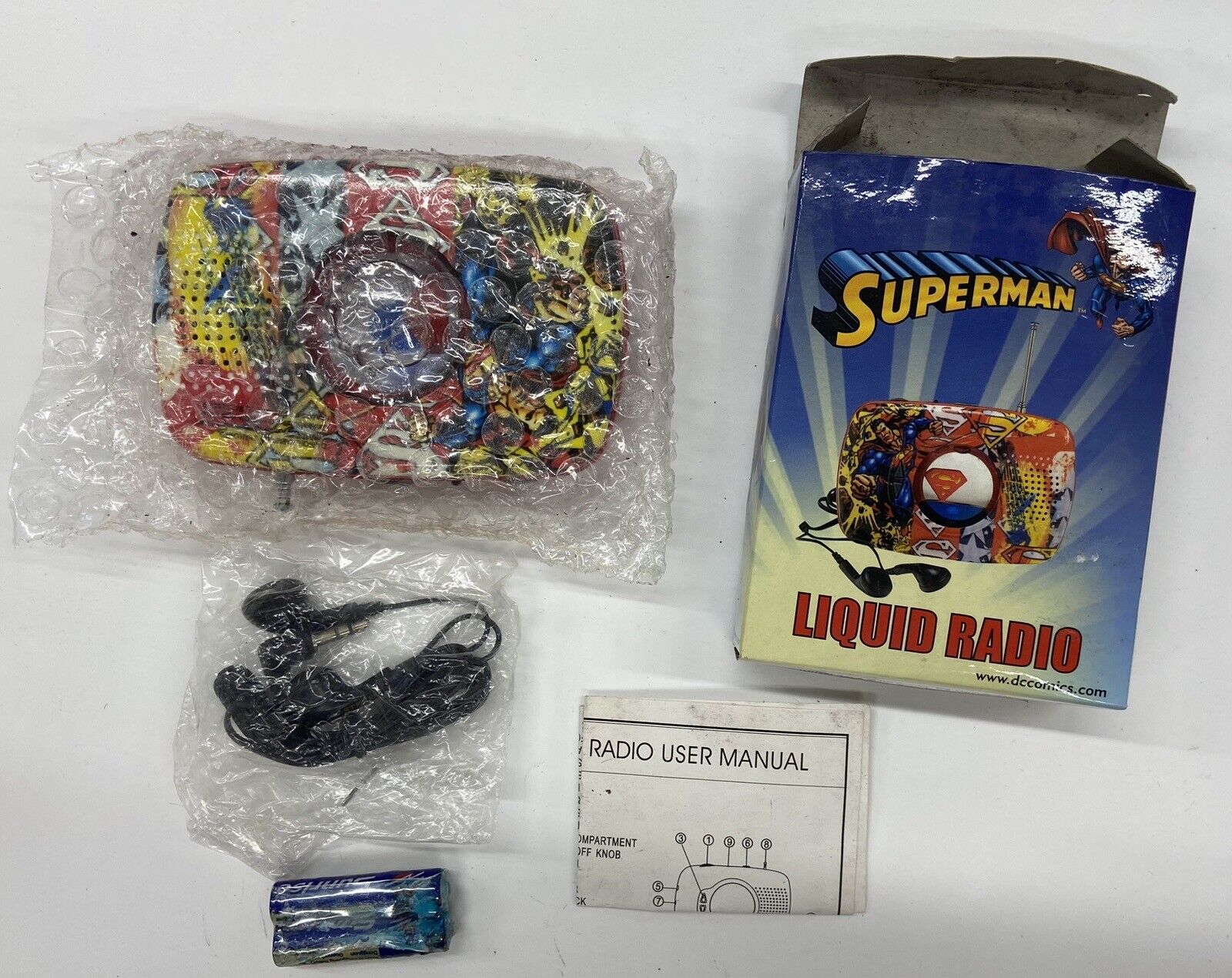 Superman Liquid Radio with Earbuds DC Comics COMPLETE NEVER USED Comics Novelty