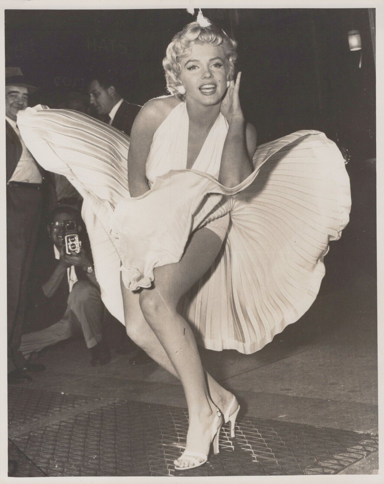 Marilyn Monroe (1970s)❤Hollywood Beauty Leggy Cheesecake Photo by Sam Shaw K 512