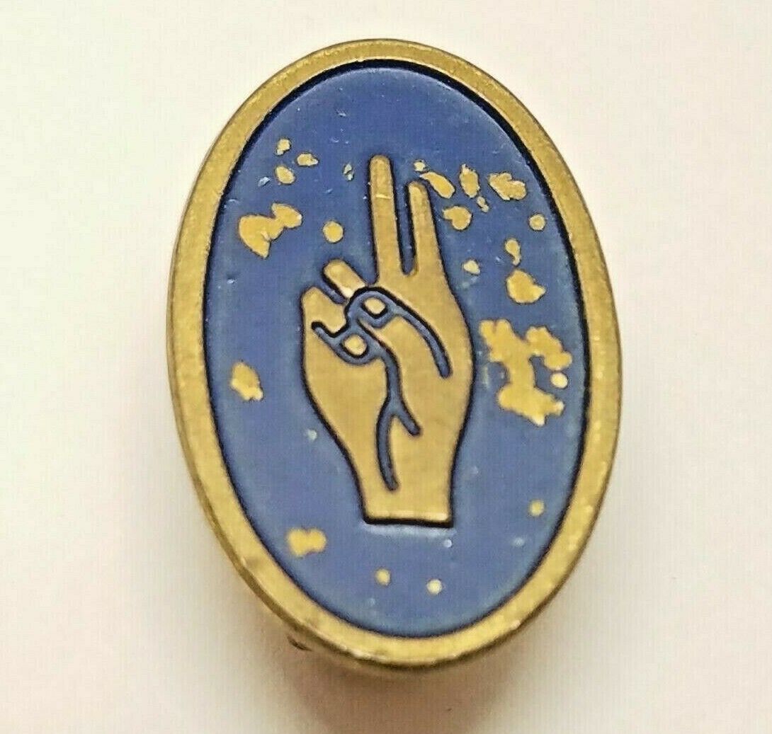 VTG Brownies Blue & Gold Tone Two Finger Girl Scouts Salute Pin Clasp Badge RARE
