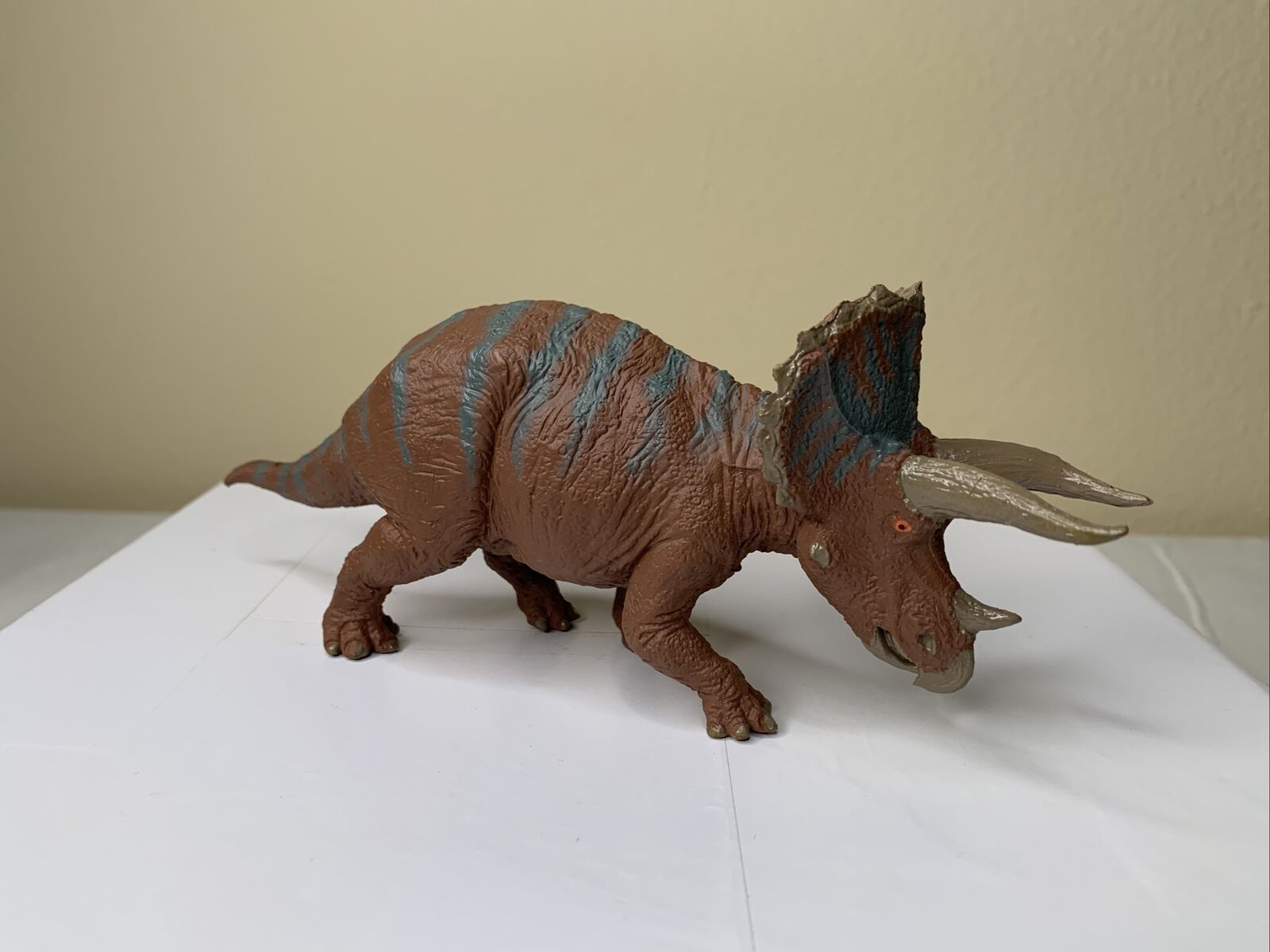 Battat Triceratops Dinosaur Figure Retired Prehistoric Collectible 1994