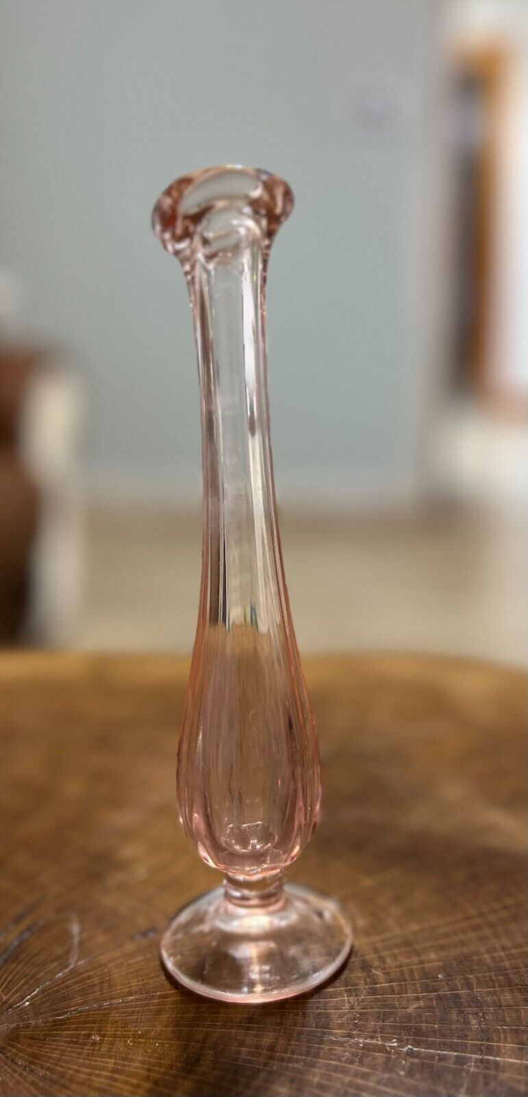 Vintage Pink Depression Glass Bud Vase - Great Condition 