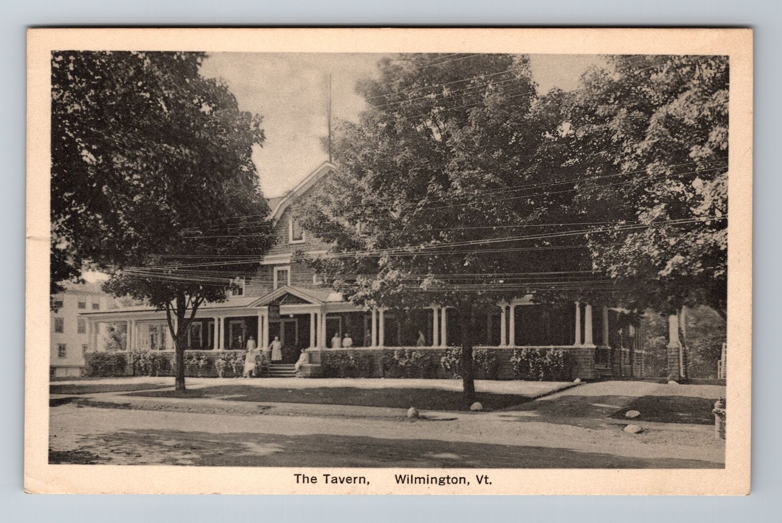 Wilmington VT-Vermont, The Tavern, Antique, Vintage c1934 Souvenir Postcard