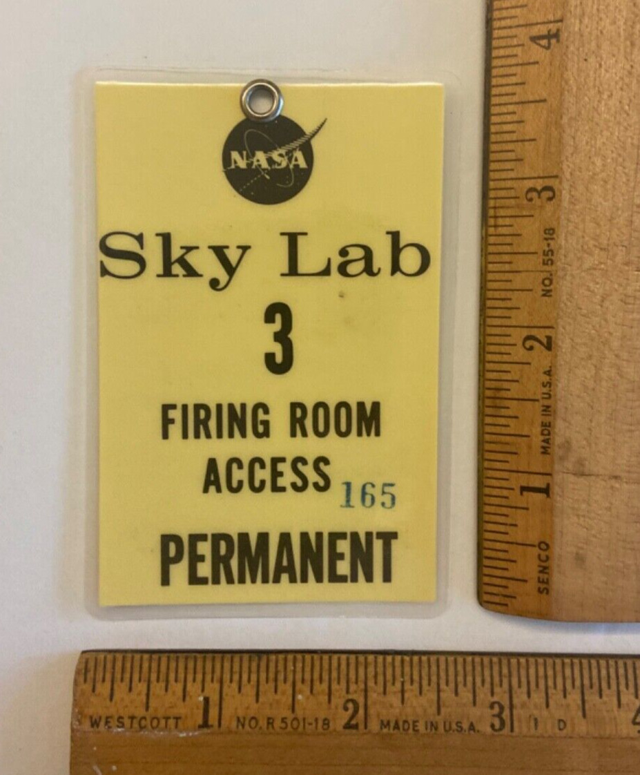 Original 1973 NASA SKYLAB 3 Permanent Firing Room Launch Access Badge #165
