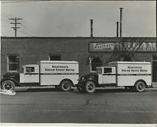Tacoma Washington - Manthous's Bread, photo of trucks picture
