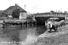 zpp-16 Fishing at Beeding, Horsham, Sussex. Photo picture