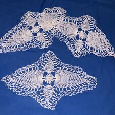 lot of 3 doilie doily vintage dainty white 14.5x9 inch flower picture