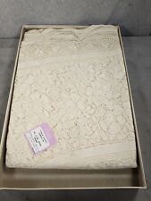 Vtg Seranton Ivory Quaker Lace Table Cloth Cameo #4 Size 70