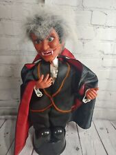 VTG 1988 Dracula Animated Vampire Halloween Figure Moves Sounds Eyes Light Up picture