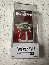 FiGPiN 845 Gold Grogu Star Wars Mandalorian Pin Holiday Limited Edition 500 picture