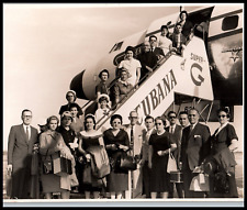 CUBA CUBAN CUBANA AIRLINES PLANES PASSENGERS PORTRAIT 1950s ORIGINAL PHOTO 400 picture