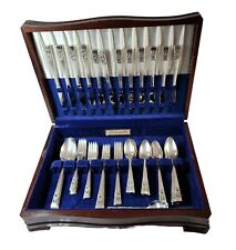 Vintage Oneida Community The Finest Silverplate 70-Piece Set with Wood Case picture